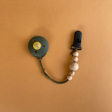 Orbit Paci Clip