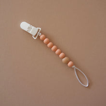 Newbie Paci Clip