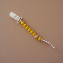 Newbie Paci Clip