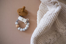 Newbie Paci Clip
